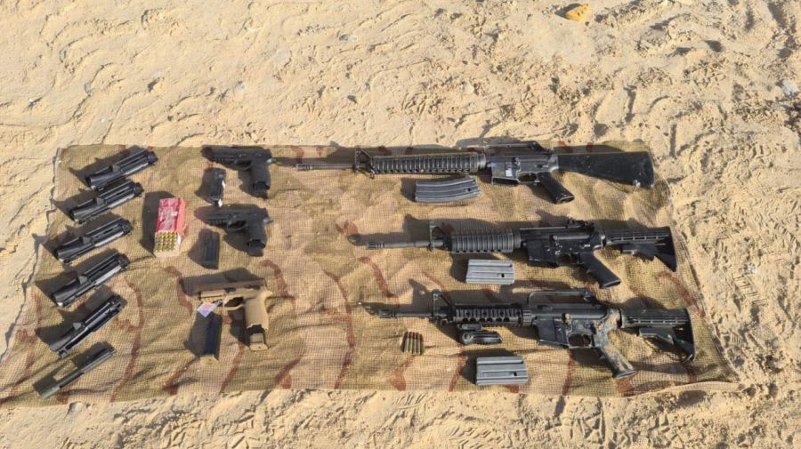 فيديو : محاولة تهريب وسائل قتالية وأسلحة في منطقة البحر الميت