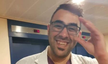 النائب عودة يستجوب وزير الصحة حول موت الطبيب شادي أصلان