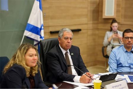 إبراهيم الهواشلة: لم يولد البدو كمجرمين