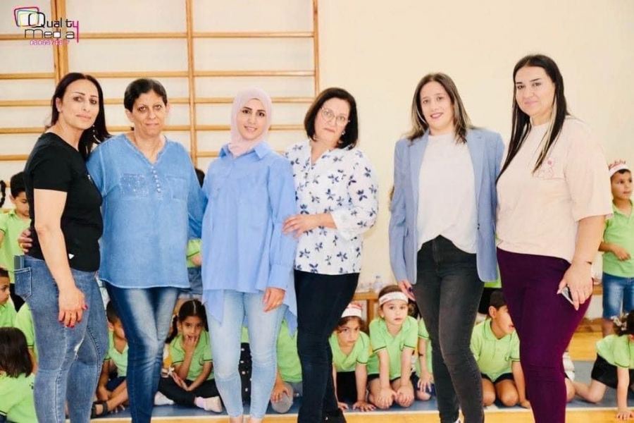 الروضات في دير حنا تحتفل بيوم الطفل العالمي