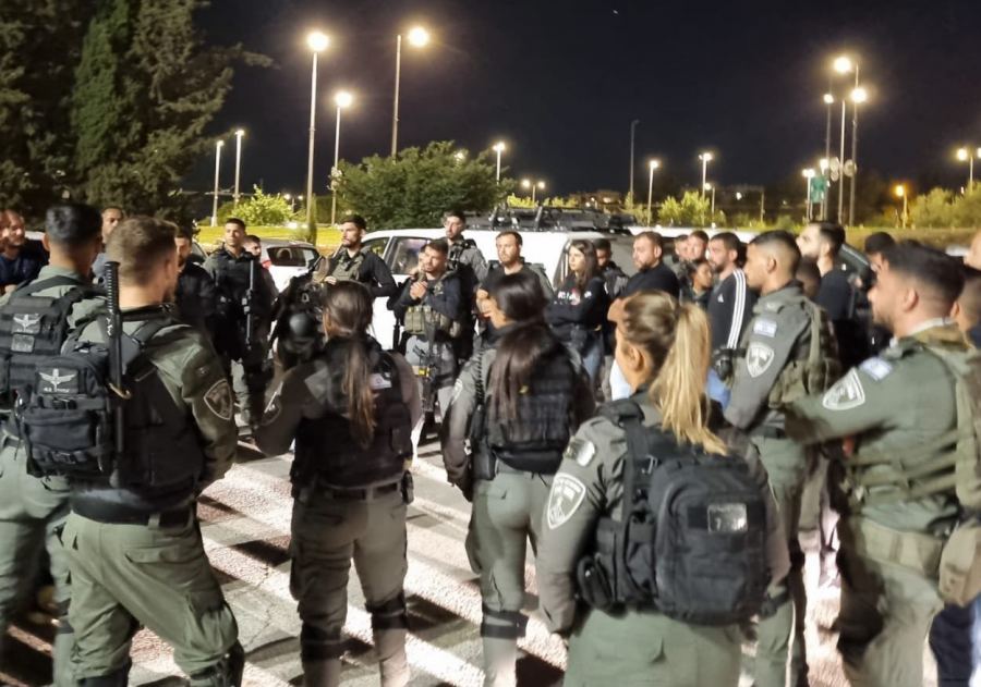 الشرطة الاسرائيلية : بمداهمة منازل 16 سجينًا أمنيًا سابقًا من شرقي القدس
