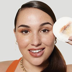 MICELLAR Oil:تزيل المكياج من الوجه بسهولة