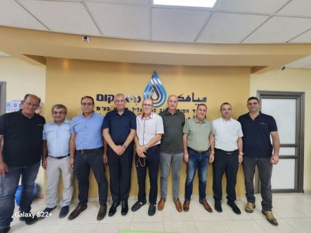 اتّفاقية تعاون مشترك بين جمعيّة الجليل واتّحاد المياه "مياهكم" لإقامة مركز تثقيف علميّ