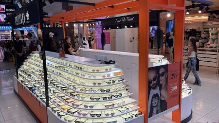 افتتاح جناح جديد لماركة النظارات كاتاليا من أوبتيكانا في كنيون عوفر هجدول في بيتاح تكفا