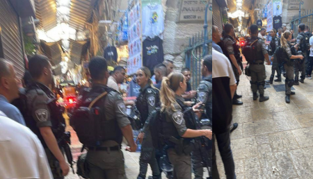 4 إصابات بينها خطيرة برصاص جنديّ إســرائيلــي في القدس