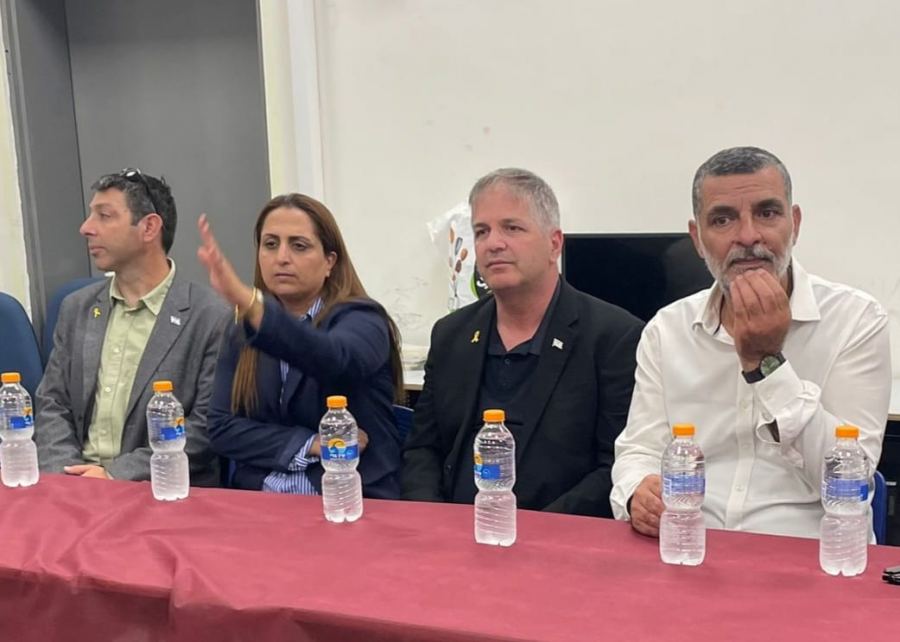 بسبب حالة الطورائ : نهاية العام الدراسي في اسرائيل