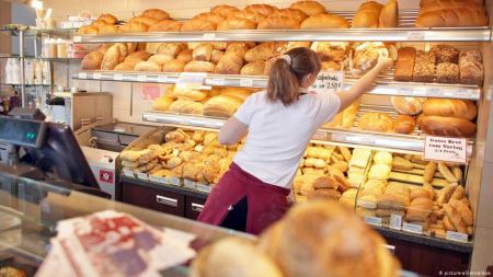 اسرائيل : التوصية باخضاع اسعار الخبز للرقابة