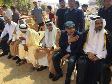 مهلة ليومين بين عائلتي الجعبري والعويوي في الخليل