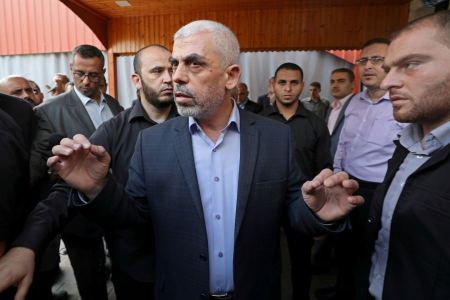 تجاهل السنوار لبقية الفصائل يقلق الفعاليات الفلسطينية