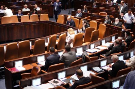 كنوز نت | مجموعة من القوانين التي أقرتها الكنيست نهائيا يوم الخميس الماضي