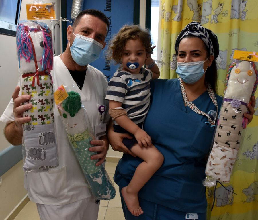  نصنع بكل محبة 