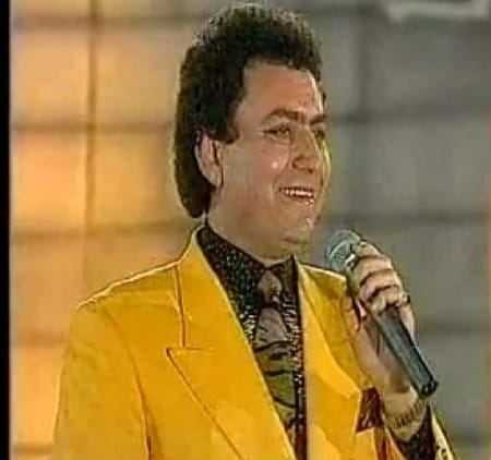 النجم داوود رضوان يتغنَّى في الشاعر العربي ، الشيخ كمال ابراهيم