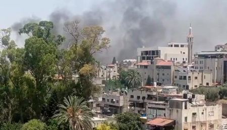 اشتباكات عنيفة بمخيم جنين مع تواصل الاقتحام الكبير