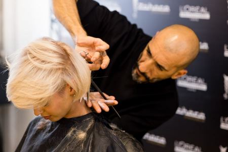 قصة شعر كارا