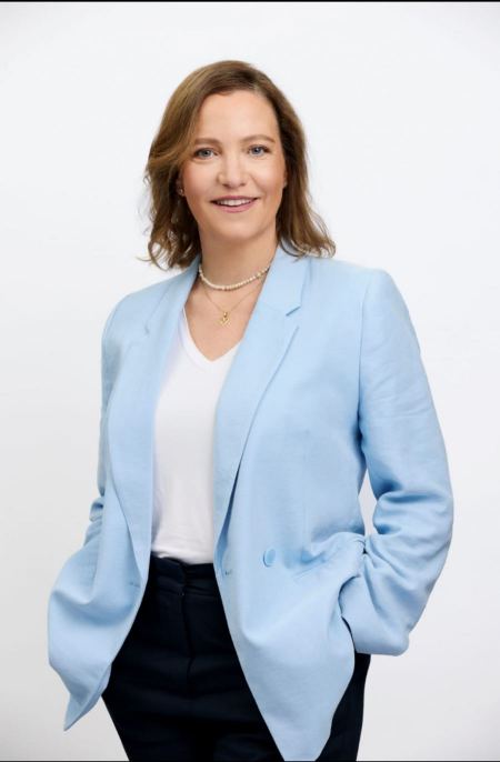  باسبورت-كارد تعرض برنامج تأمين للطلاب الجامعيين الذين يتعلمون بالخارج