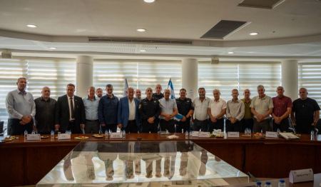 المفوّض العام للشرطة، المفتّش داني ليفي، التقى اليوم برؤساء السلطات المحليّة في المجتمع العربيّ