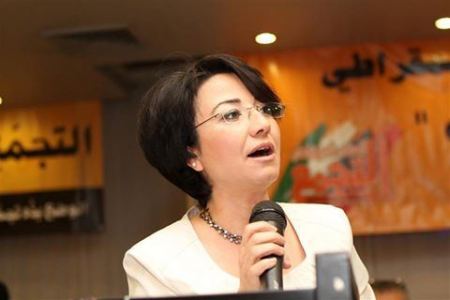 زعبي: العمل يُنقذك من الفقر، شريطة أن لا تكوني عربية"