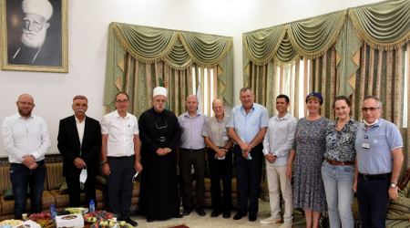 إدارة المركز الطبيّ باده - بوريا تلتقي بالشيخ موفق طريق