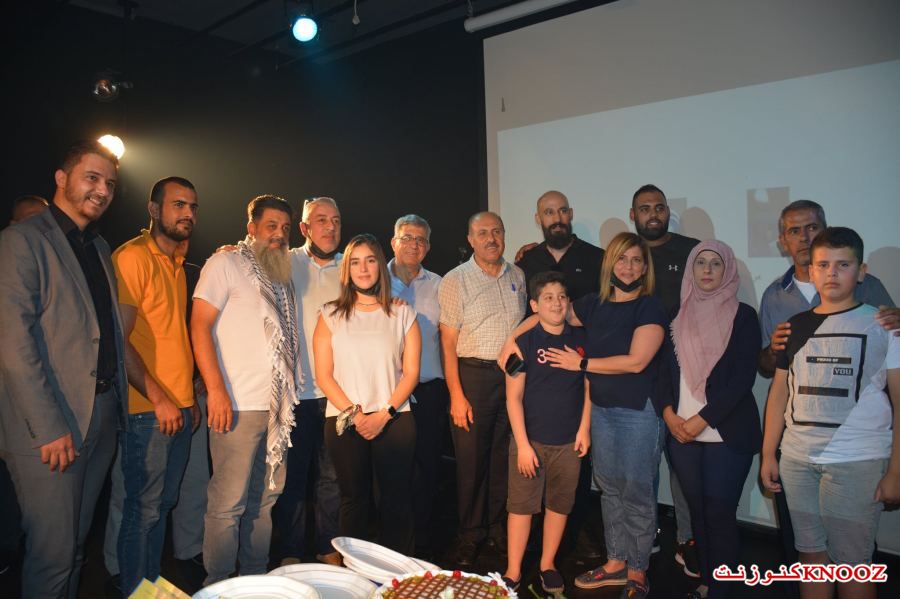 نابلس : مخيّم بلاطة يحتفي بإطلاق 