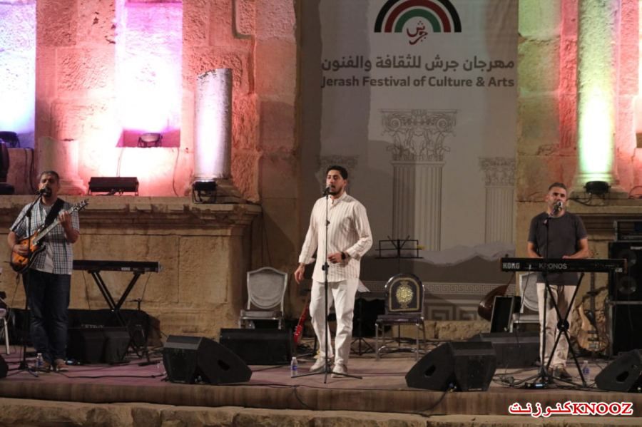 المسرح الشمالي .. منوعات غنائية باللغتين العربية والإنجليزية