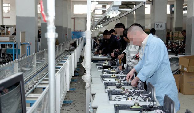 تصاريح لتوظيف عمال أجانب مهنيّين في الصناعة الإسرائيلية