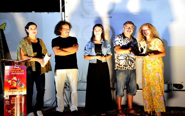 احتفاء بكاظمي وتتويج 