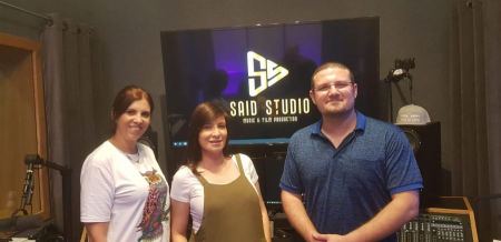 الفنانة سالي صالح رحروح تطلق أغنية إفتحي بوابك يا مدرستي .