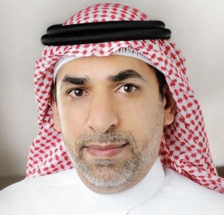 الكتاب أم بساط الريح؟