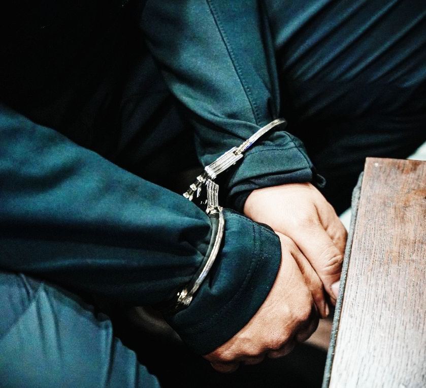 معك جمعة زمان، تحضّر 150 ألف شيكل او أنت، مرتك، وولادك بدون اجرين