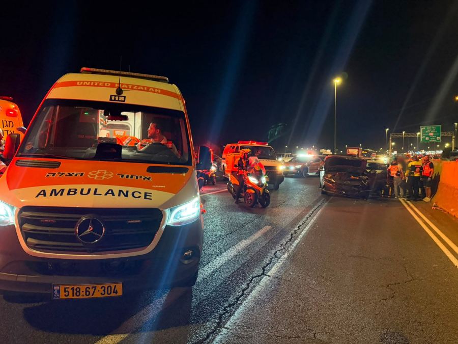 إصابات خطيرة بحادث طرق على مدخل الطيبة