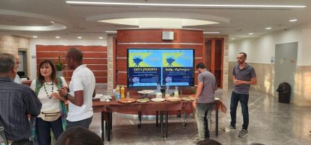 رهط تفتح أول "سينماتيك" في الوسط العربي بالجنوب