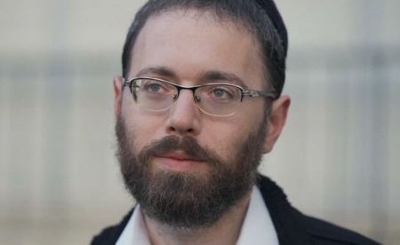 إيقاف صحفي إسرائيلي عن العمل بعد وصف "الميناوي" بـ "البطل"