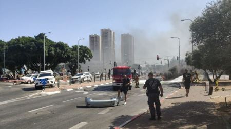 انفجار مركبة في عكا واصابة 3 اشخاص بطبريا ومصرع شخص بمركز البلاد