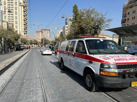 حوادث الطرق : مصرع شاب قرب حيفا واصابة 18 قرب باقة ودهس في القدس