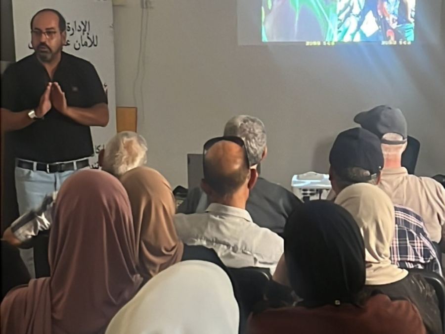 الشرطة : نشاط توعووي في حي الطور بالقدس لبكار السن 