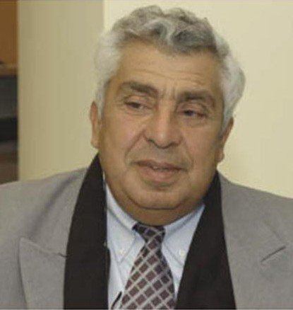 مع الشاعر حسين مهنا في ديوانه