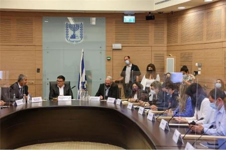 الحد الادنى لتعريفة الوقوف في البلدات هو 6.3 شيكل للساعة