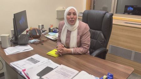 الاعتراف بشهادات خريجي الجامعات خارج البلاد بموضوع الخدمة الاجتماعية