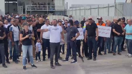 الطيبة : صلاة جمعة ومظاهرة احتجاجية ضد أوامر الإخلاء
