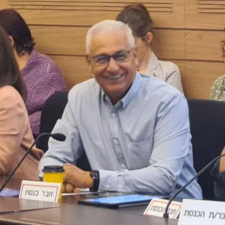 غنايم يجتمع بمديرة وزارة الزراعة