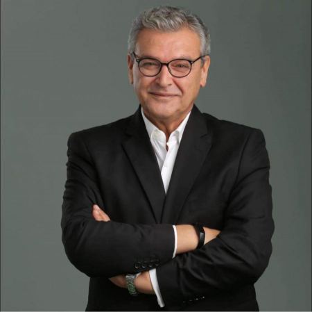 د. وليد قعدان: قرار وزير الصحة باستقدام أطباء غير فعال، الأطباء العرب هم صلب الحل 