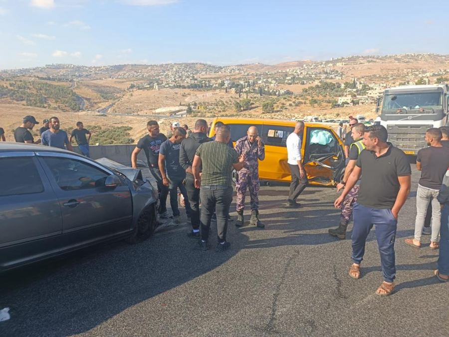 قتيل وعدة مصابين بحادث سير قرب بيت لحم