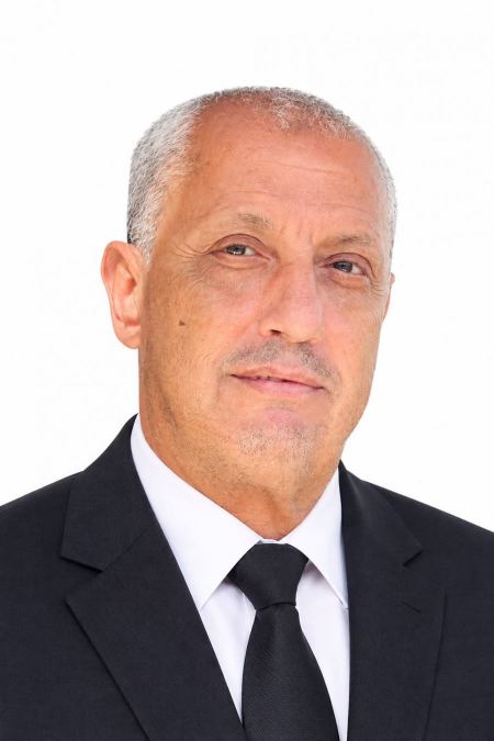 الانتخابات التشريعية الفلسطينية إلى أين؟ اعداد التقرير/شرف رفيق مهنا