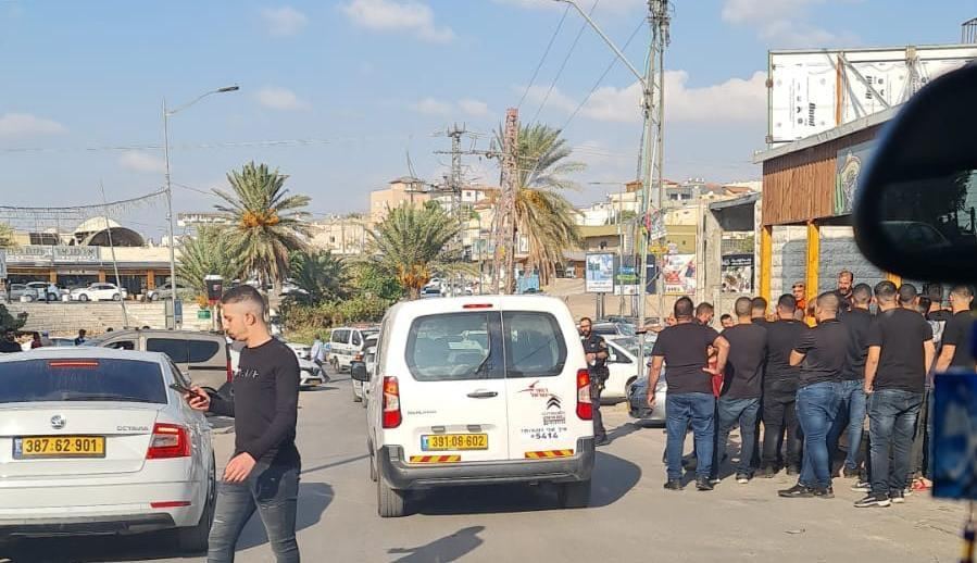 اطلاق نار في رهط واصابة شاب بجراح متوسطة