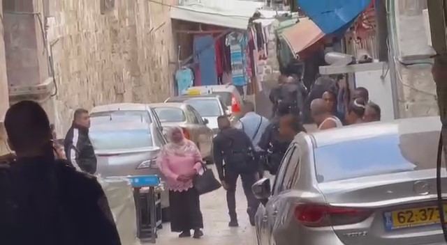 إصابة شرطيين إسرائييلين في عملية الطعن بالقدس