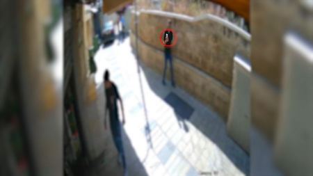 اعتقال 4 قاصرين في كفركنا بتهديد صاحبة محل