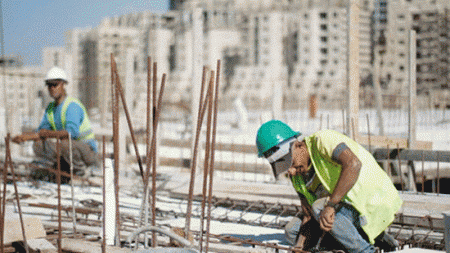 إعادة العمل مواقع البناء في رمات جان وجفعتاييم وبات يام