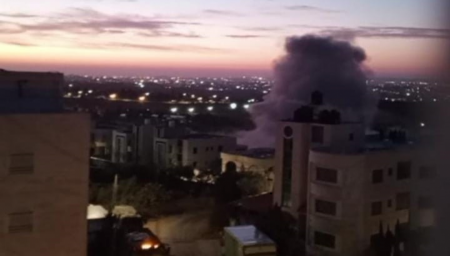 تفجير منزلي المعتقلين محمد وصقر الشنتير في دورا جنوب الخليل