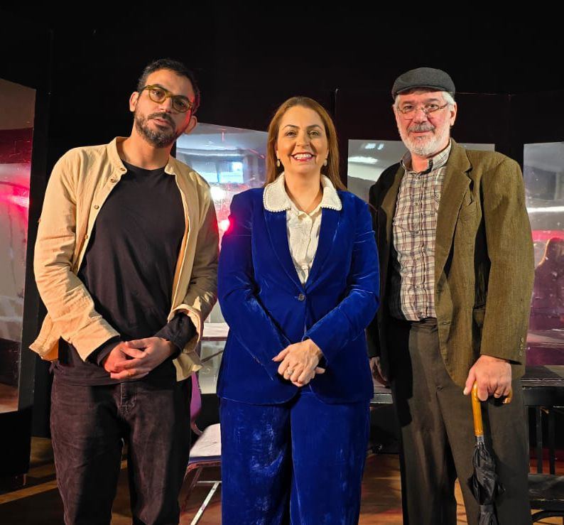 نجاح كبير للعرض المسرحي 