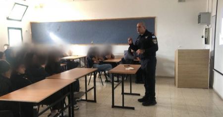 الشرطة : تدريبات طوارئ في ثانوية "الخوارزمي" في مدينة طمرة